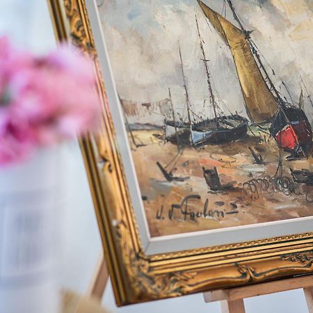 Moris Boutique Beach Hotel Gdansk Bagian luar foto