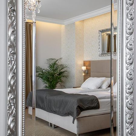 Moris Boutique Beach Hotel Gdansk Bagian luar foto