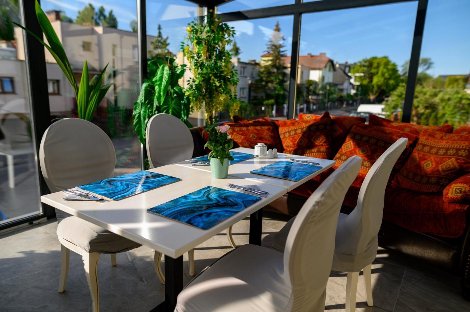 Moris Boutique Beach Hotel Gdansk Bagian luar foto