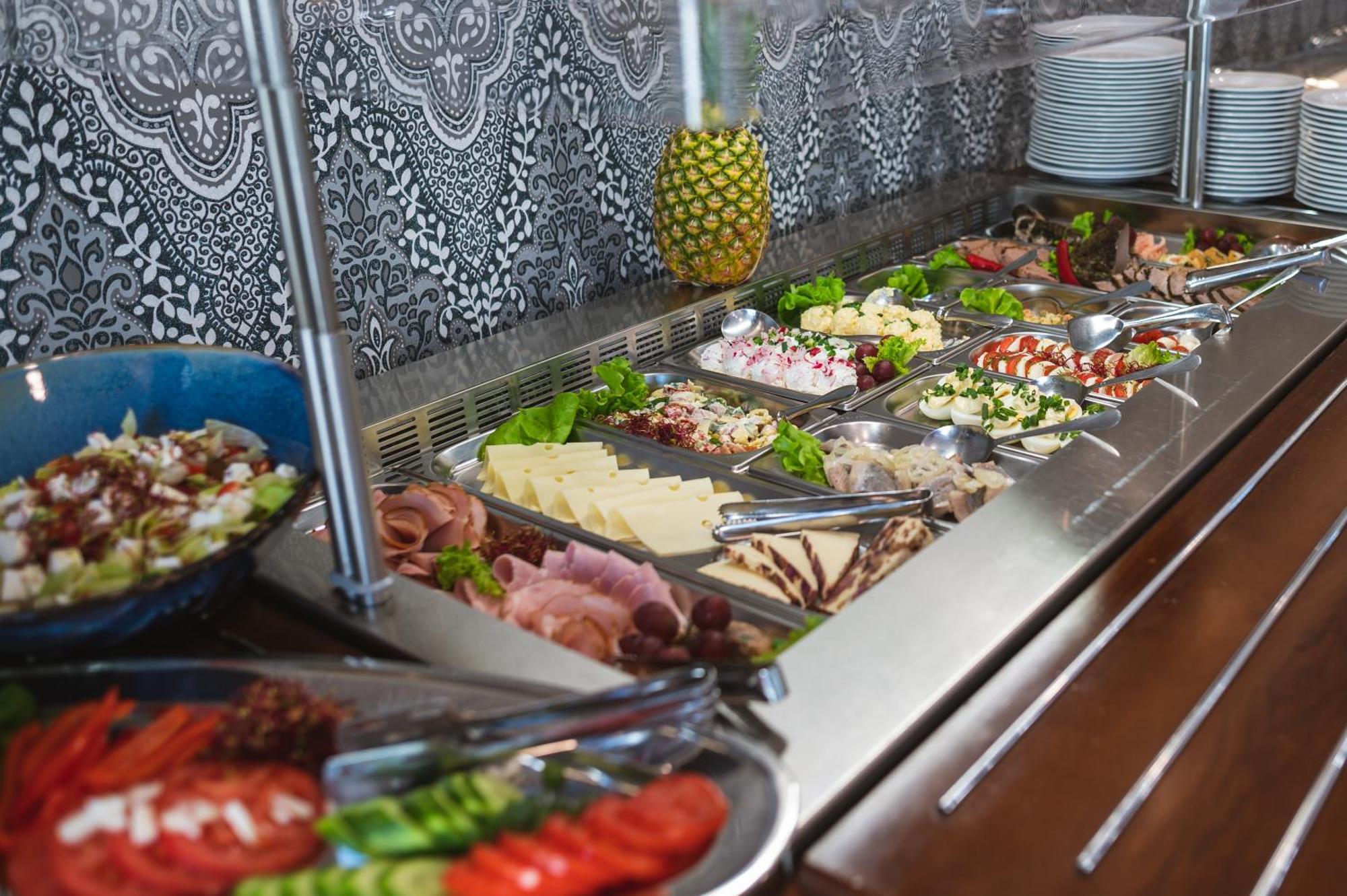 Moris Boutique Beach Hotel Gdansk Bagian luar foto
