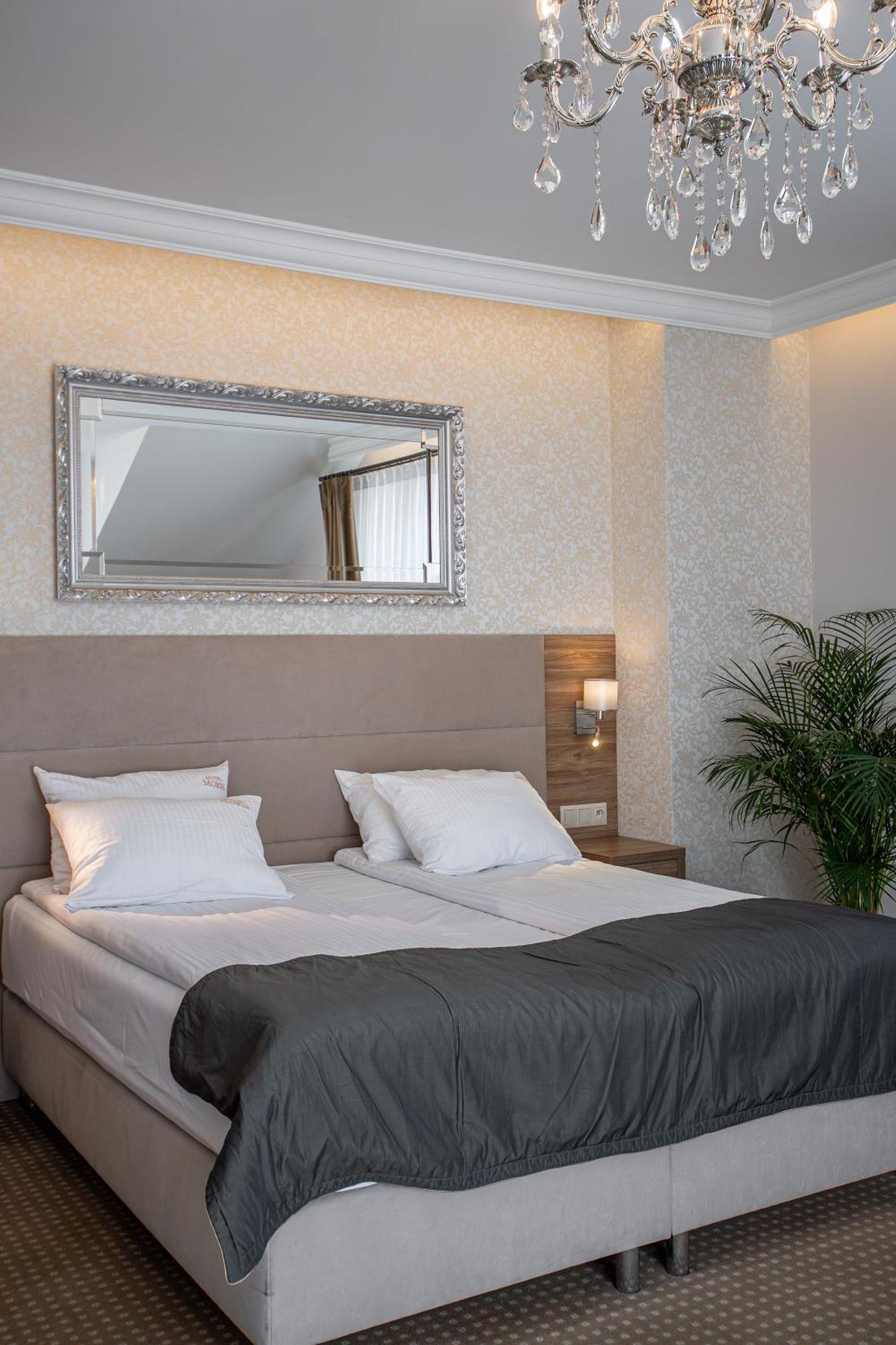 Moris Boutique Beach Hotel Gdansk Bagian luar foto